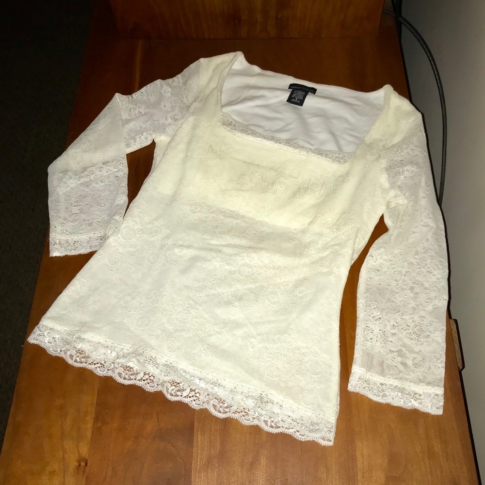 🌸NWOT🌸MODA🌸lace shelf bra top SMALL